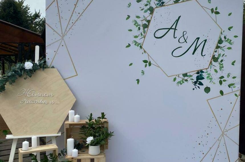 Фотозоны на свадьбу и девичники